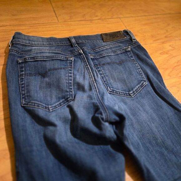 Diesel BOOTZEE Women Denim Stretch Jeans Slim Bootcut Regular Waist- Size 28 - Picture 6 of 11